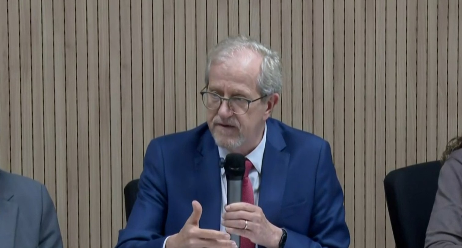 Tarifaço: ministro do Meio Ambiente diz que argumentos dos EUA para justificar