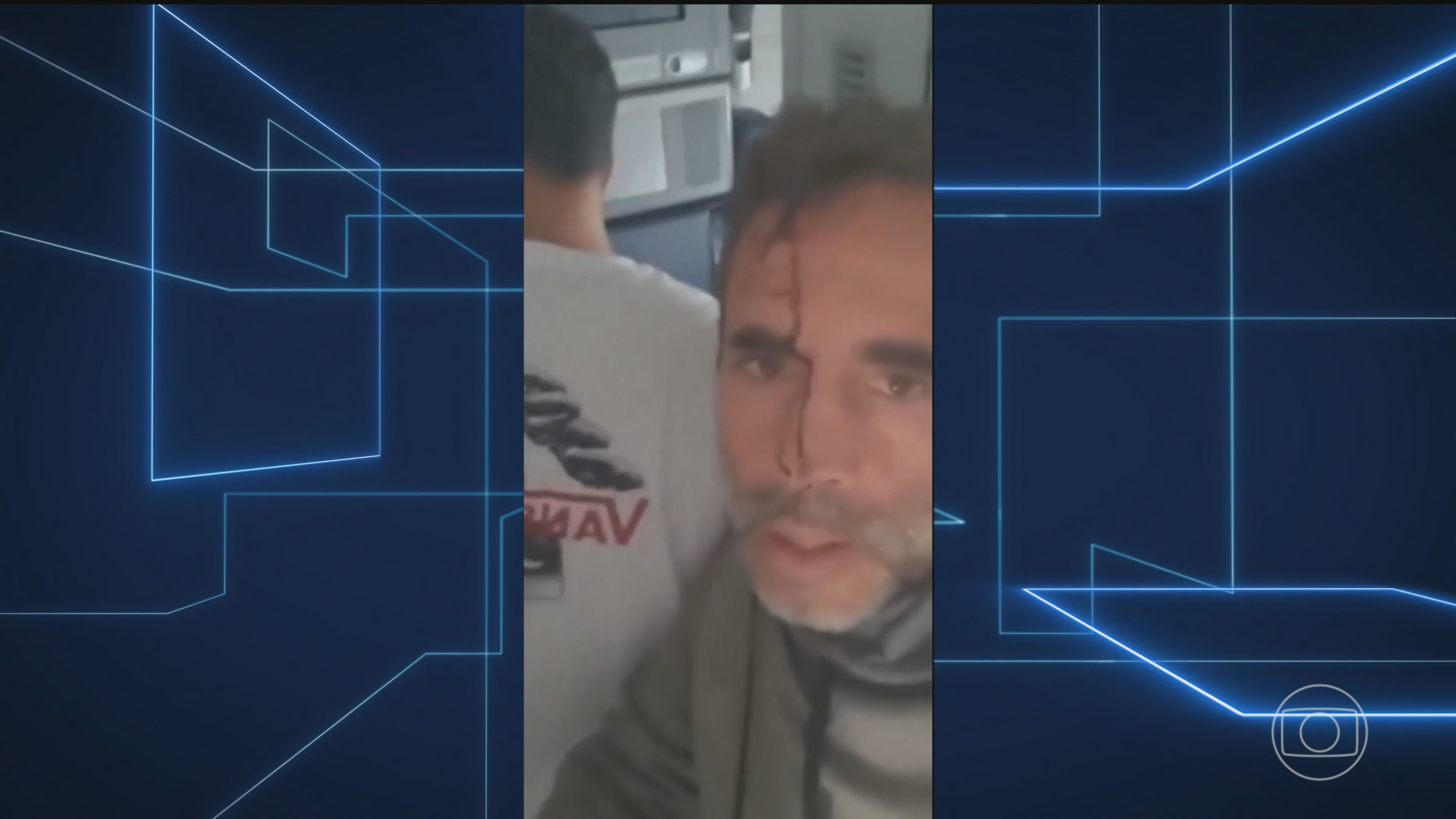 Investigadores do voo da FlyDubai revelam que copiloto usou machado de emergência para atacar comandante