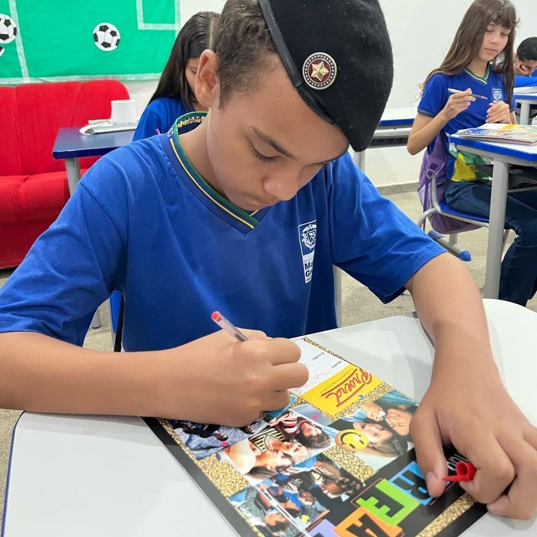 Filho adolescente de PM morre após ser atingido por pedra na cabeça em escola de MT 