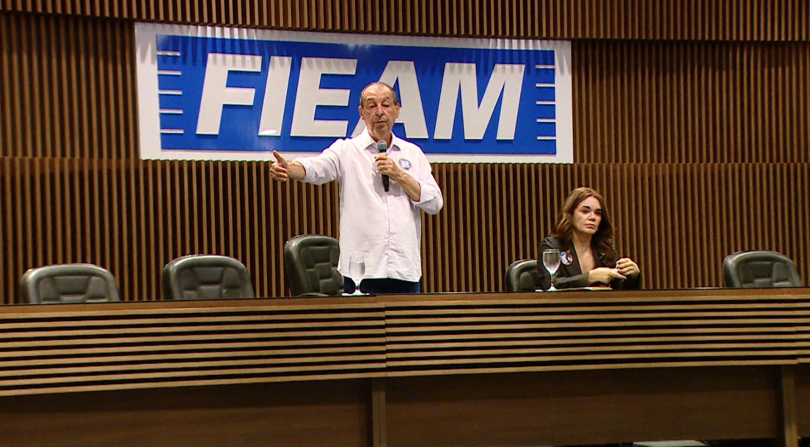 Eleições 2026: Omar Aziz se reúne com lideranças da indústria e promete políticas de incentivo à geração de empregos