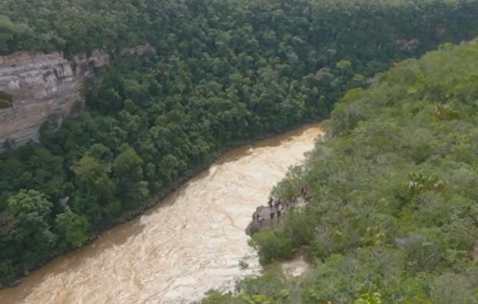 O rio Caquetá, bordeado por um cânion, onde ficava a Colônia Penal de Araracuara. Local é hoje destino turístico.  — Foto: Reprodução/ redes sociais 