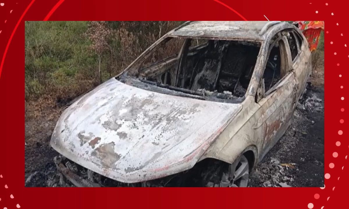 Homem é encontrado carbonizado dentro de um carro em cidade da Bahia
