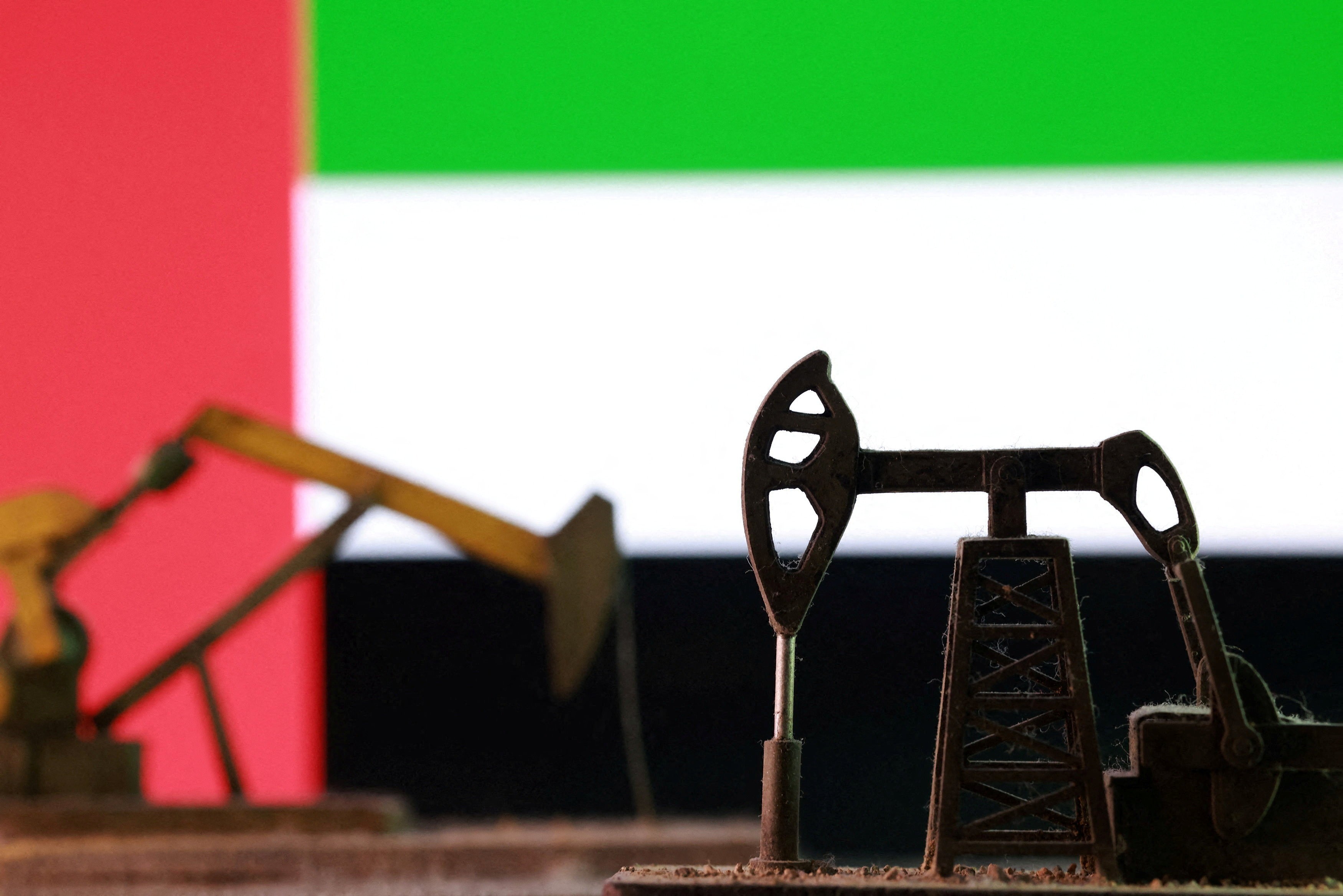 Petróleo cai a níveis anteriores à guerra no Oriente Médio