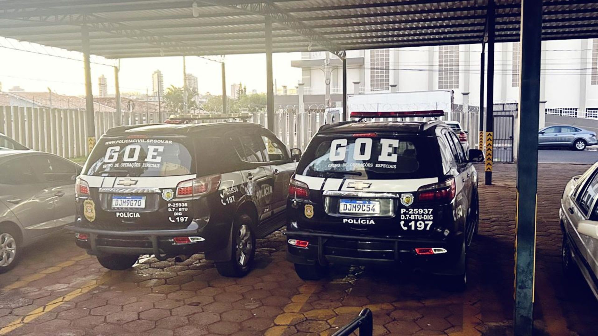 Mulher suspeita de integrar facção criminosa é presa durante operação no interior de SP