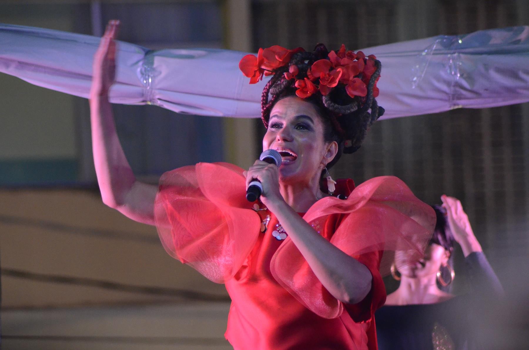 Cantora Gilmelândia é atração na última noite de carnaval em Boa Vista; veja programação