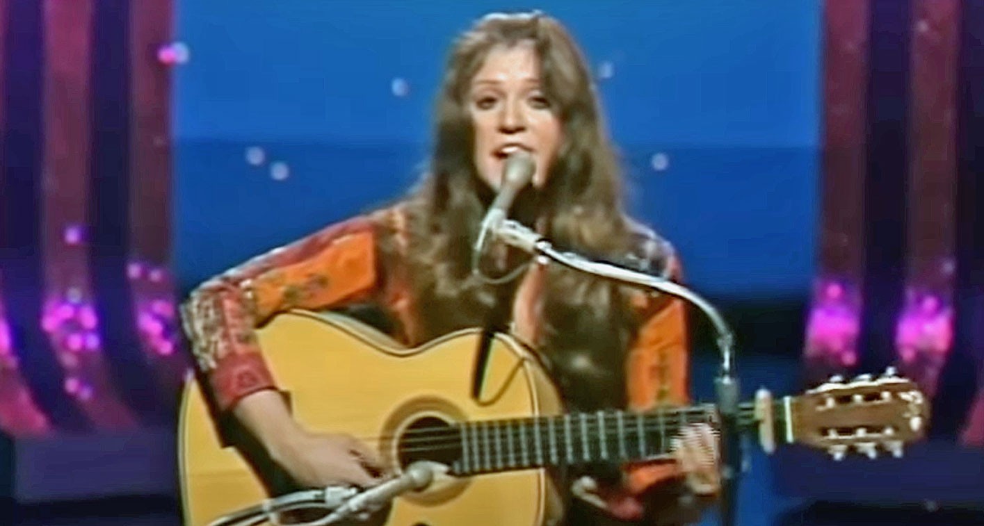 Melanie, cantora símbolo da geração Woodstock, morre aos 76 anos | G1