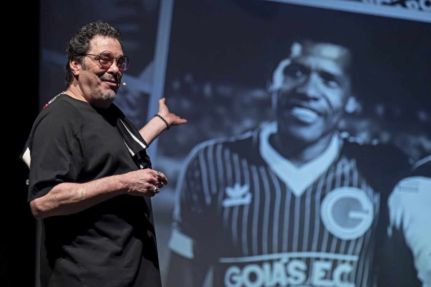 
Casagrande estreia monólogo no Festival de Curitiba