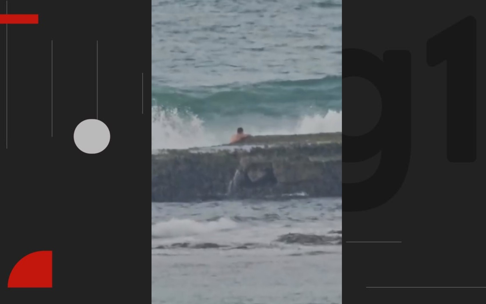 VÍDEO: homem tenta se segurar em pedras, mas é arrastado pelas ondas em praia na Bahia
