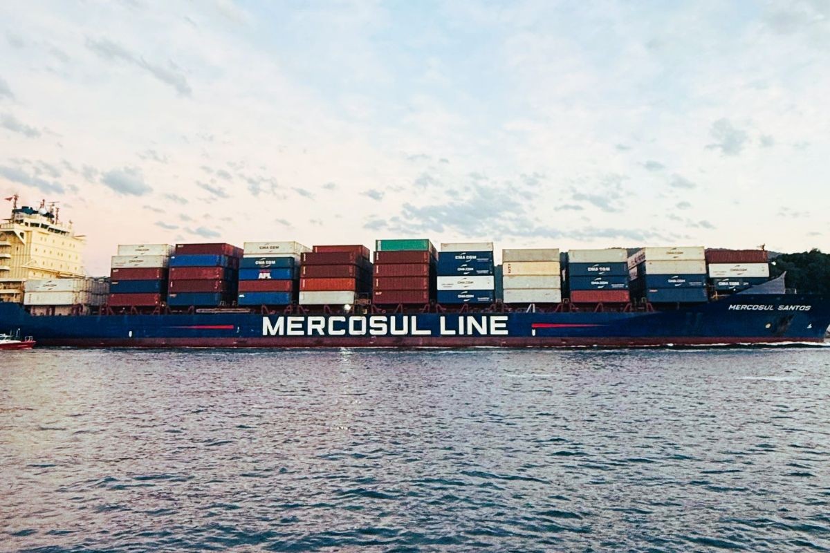 Transporte de TVs por cabotagem cresce antes da Copa do Mundo; Porto de Santos é o principal destino