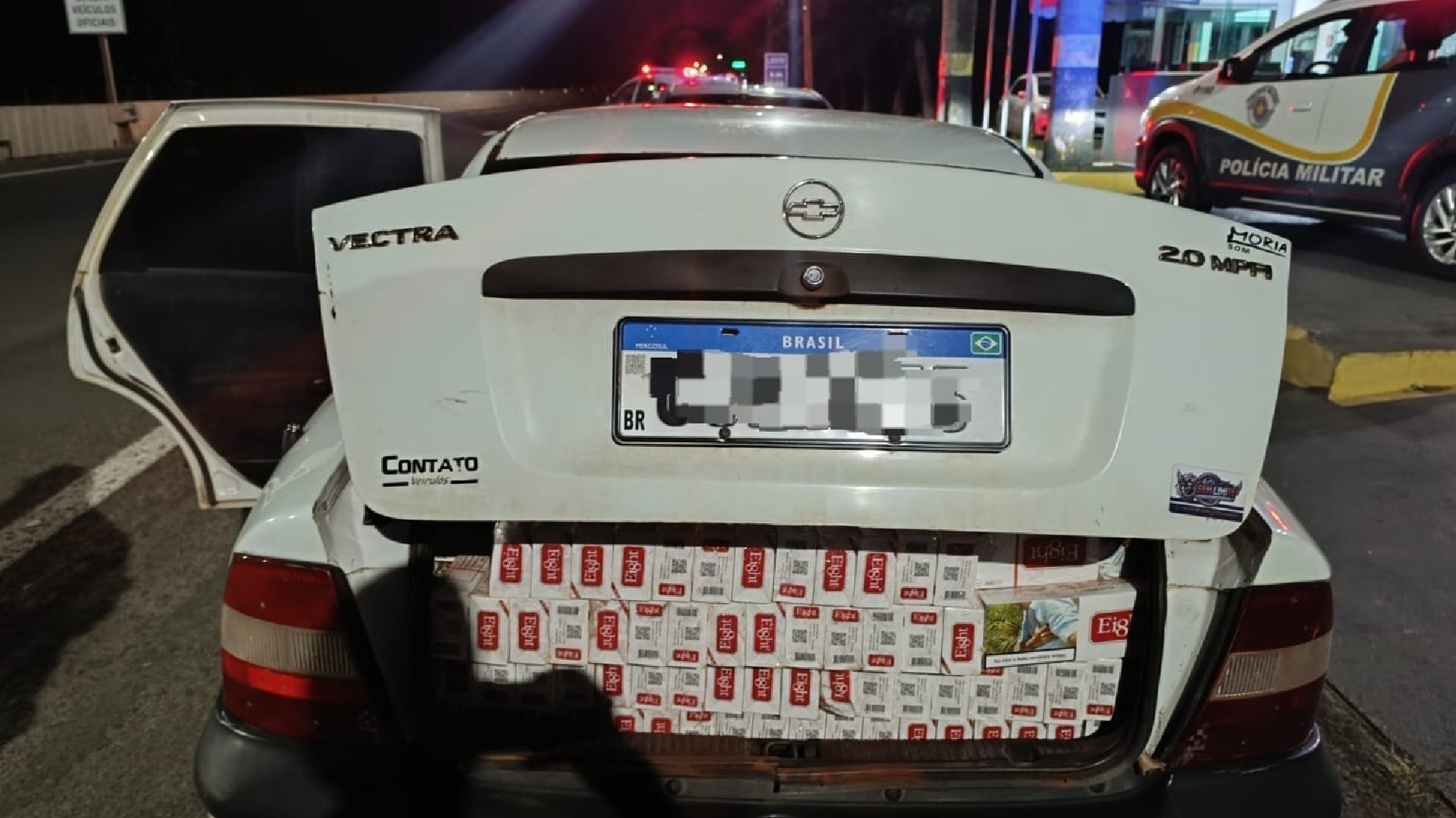 Polícia apreende R$ 500 mil em cigarros e relógios na Raposo Tavares | G1