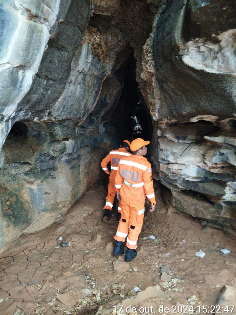 Bombeiros fazem buscas por idoso que teve surto e se embrenhou em área de mata em Jaíba