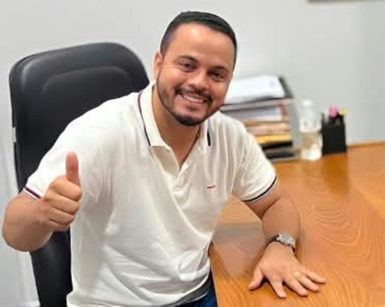 Prefeito de Riachinho é condenado por cobrança de propina em contrato de fornecimento de internet 