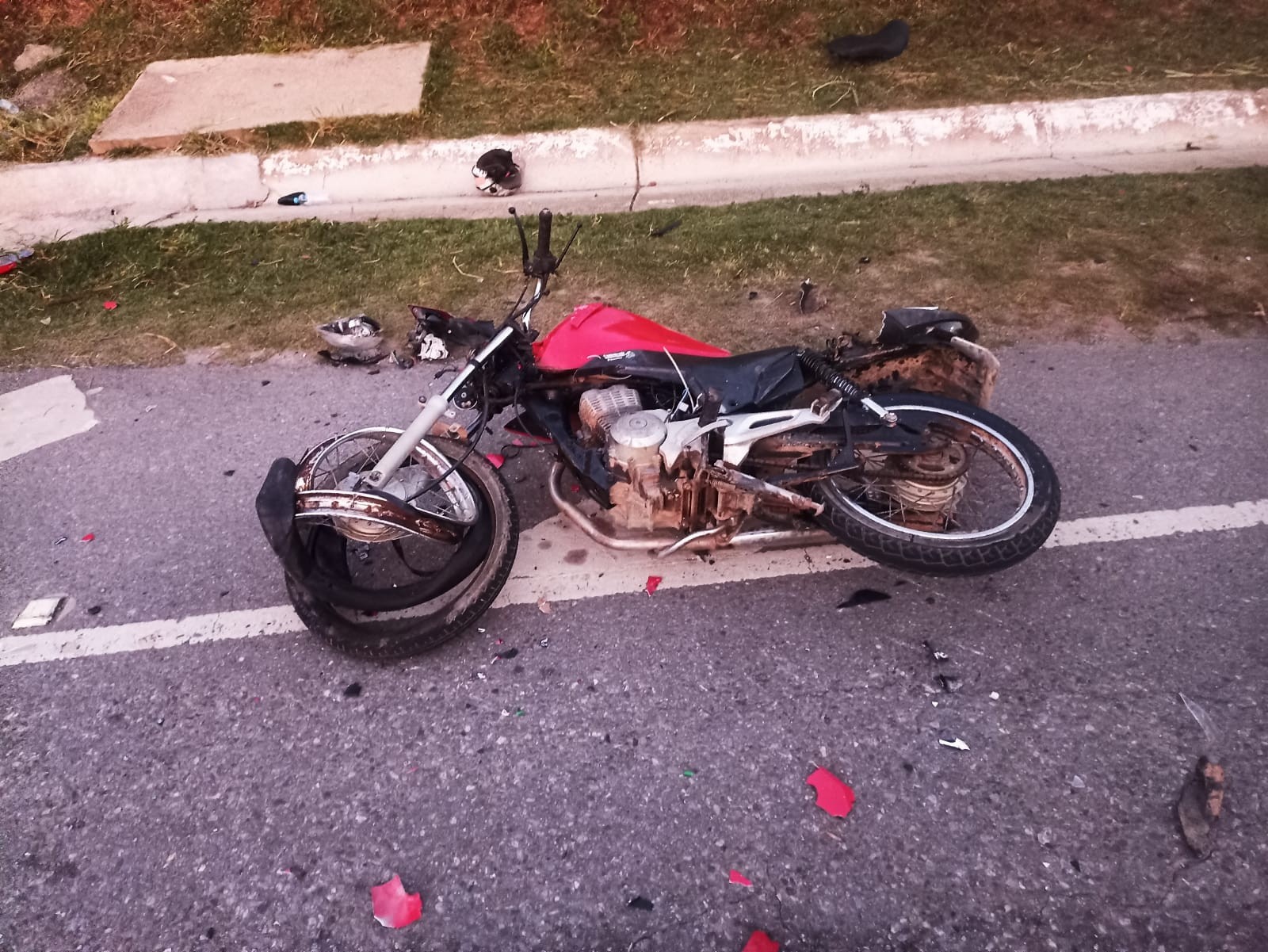 Dois motociclistas morrem em colisão frontal em rodovia de Guapiara