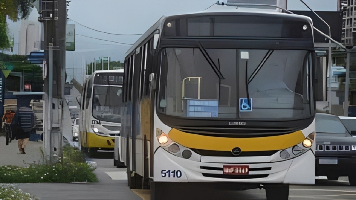 Linhas do transporte público de Natal reduzem viagens por conta do jogo do Brasil nesta segunda (29)