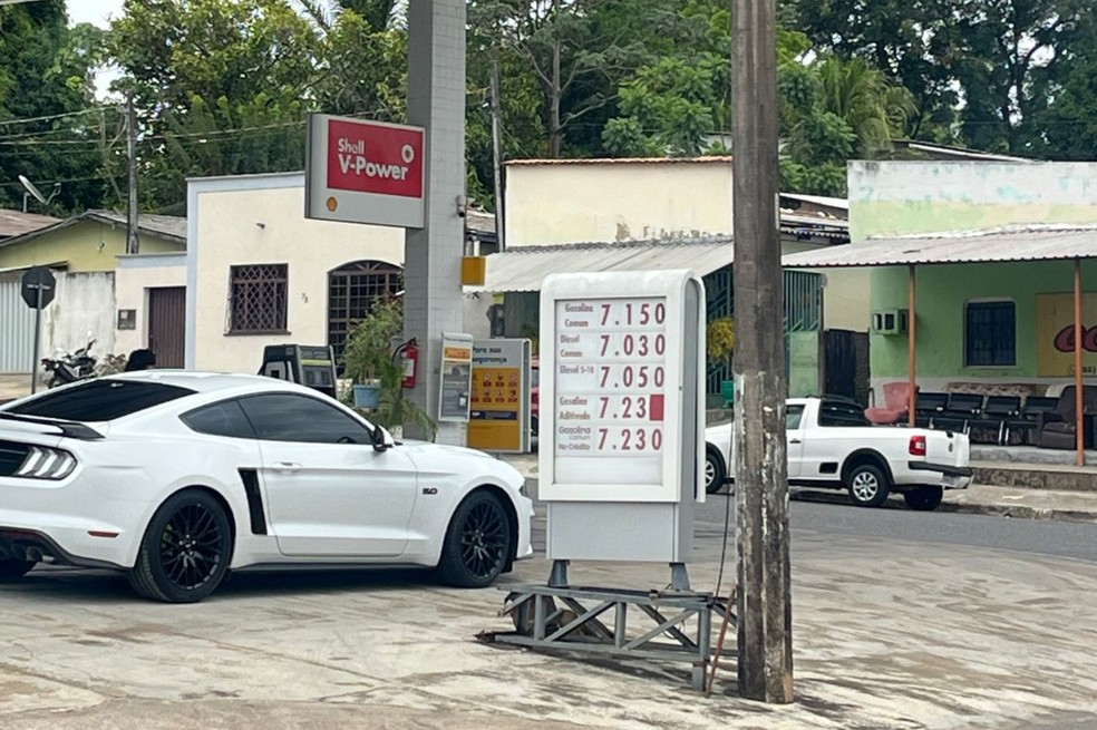 Preço da gasolina chega a R$7,15 e do diesel a R$7 em Boa Vista — Foto: Wellida Campos/Rede Amazônica