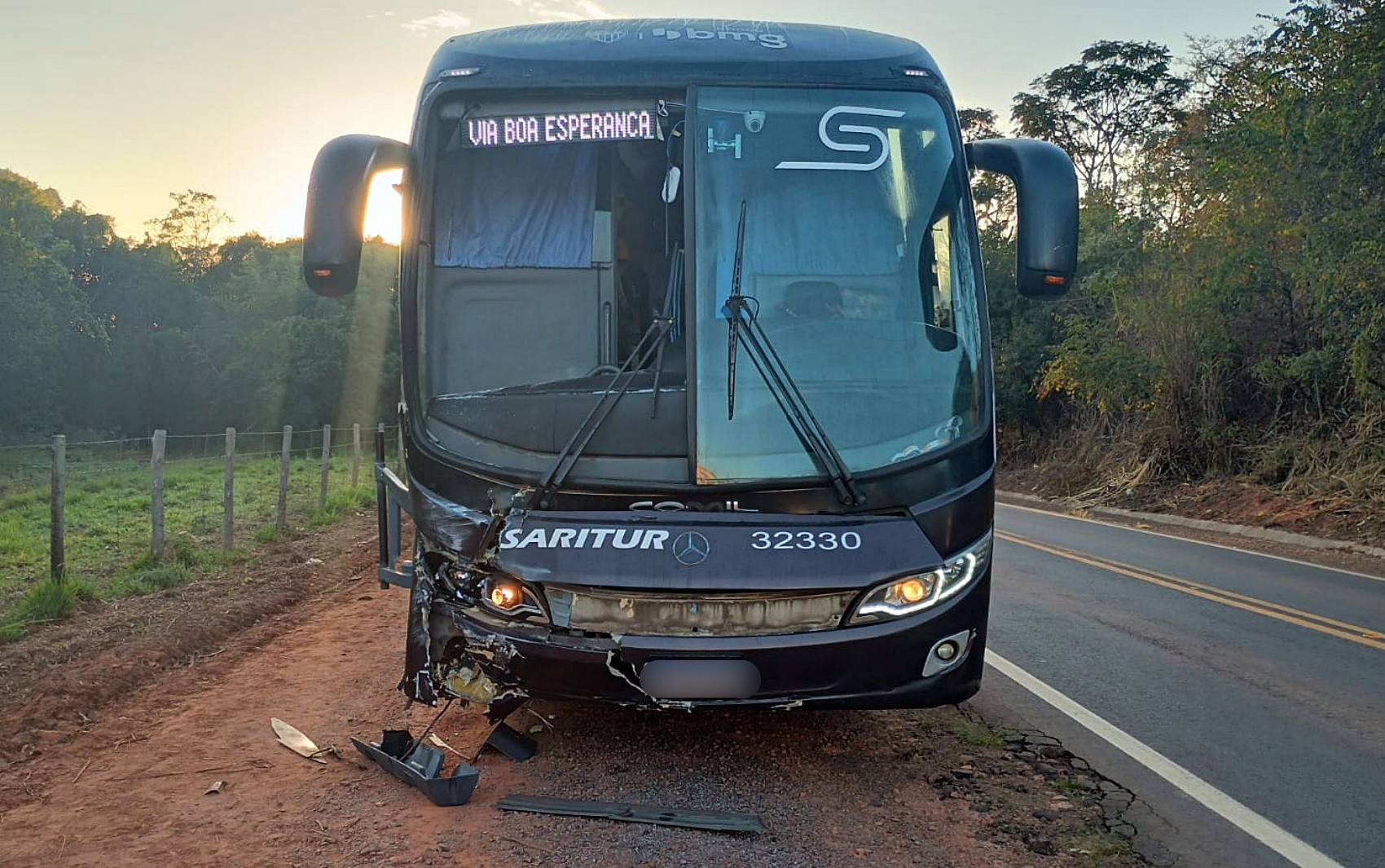 Cavaleiro morre após ser atropelado por ônibus na BR-265, em MG