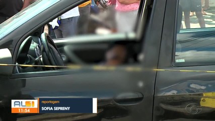 Homem é executado dentro de carro na Cleto Campelo, no Jacintinho