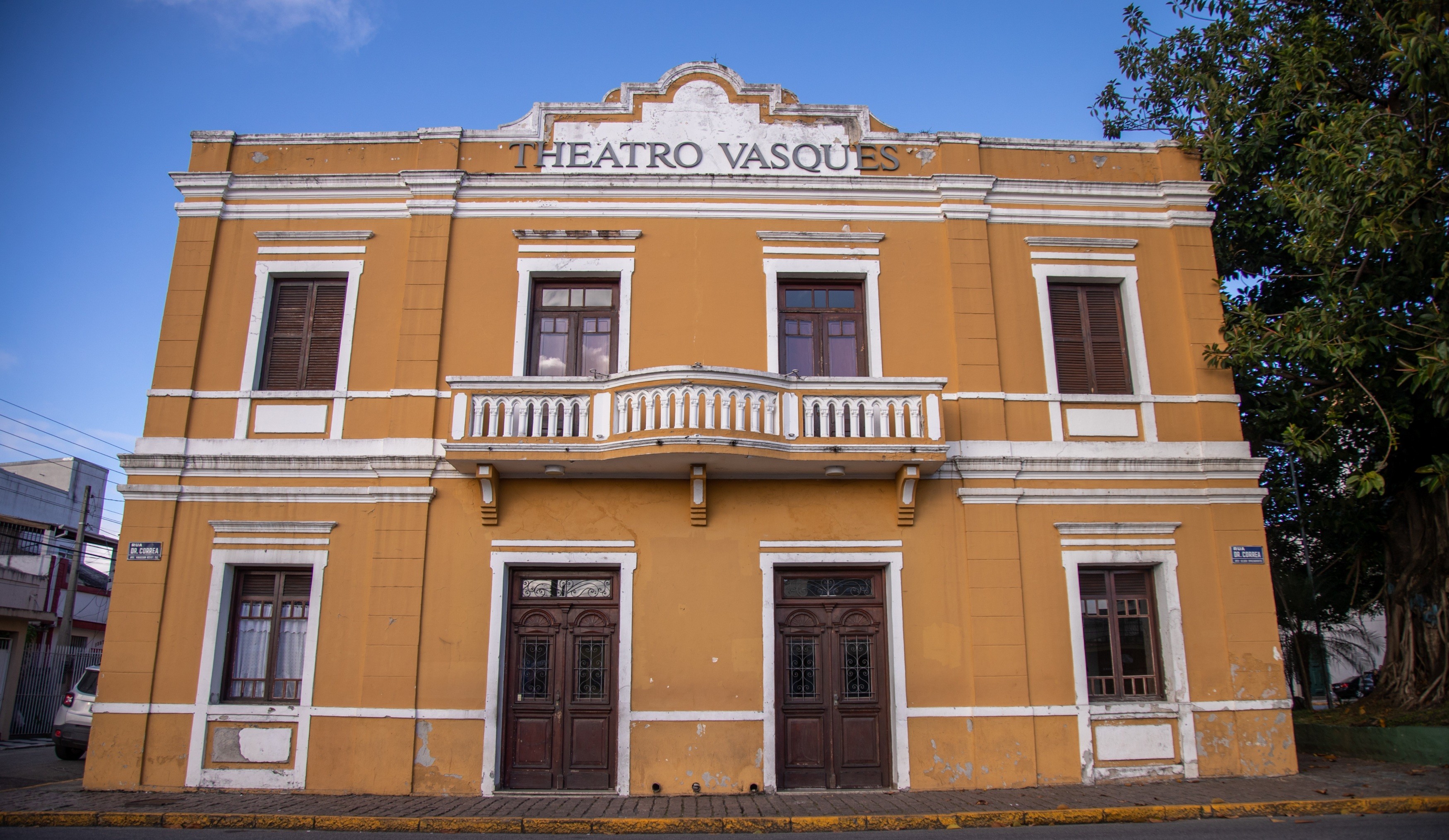Theatro Vasques tem inscrições abertas para apresentação de espetáculos em 2026