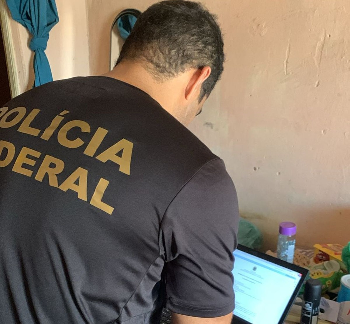 Polícia Federal cumpre mandado de busca e apreensão contra exploração sexual infantil em Poço Verde