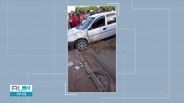 Idosa morre e marido fica ferido após carro invadir casa em Taquarana, AL 