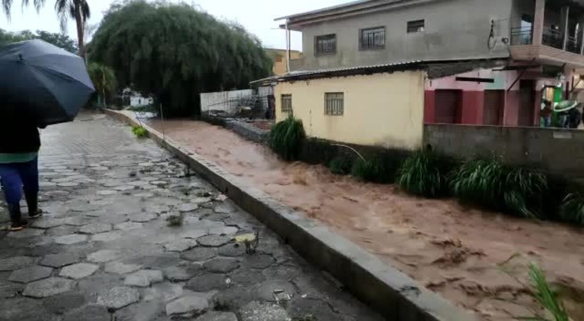 Chuva Provoca Inundação E Deixa Moradores Desabrigados Em Ouro Preto Na Região Central VÍdeos 