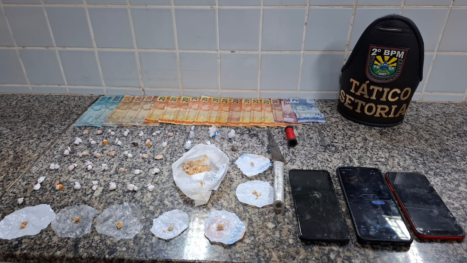 Dupla é presa com drogas em apartamento na zona Oeste de Boa Vista