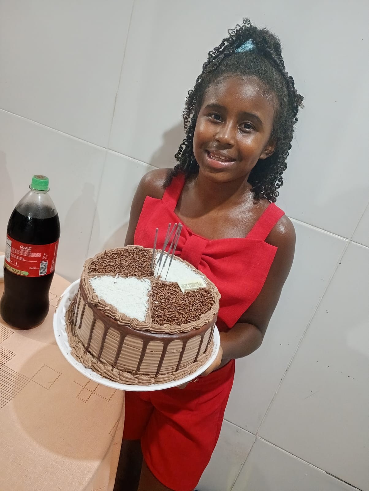 'Muita covardia', diz madrasta de menina de 10 anos morta quando ia para festa de aniversário no RJ