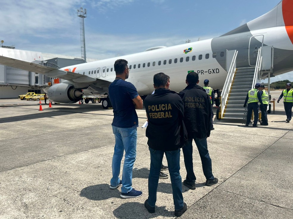 Prisão de homem no aeroporto de Aracaju (SE) — Foto: PF