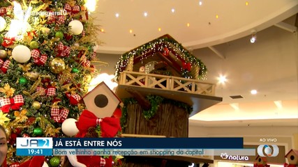 Veja como foi a chegada do Papai Noel em Shopping de Palmas