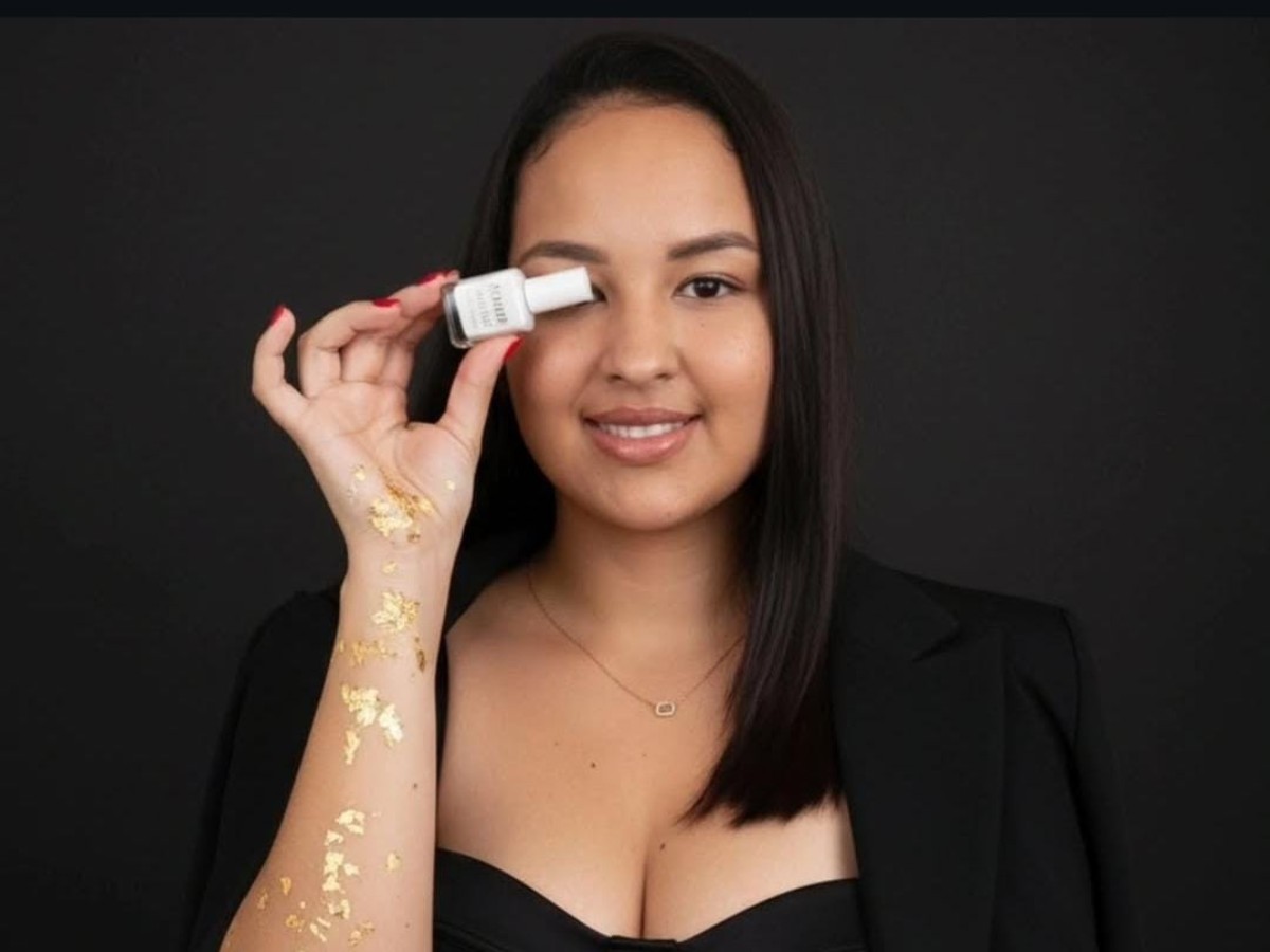 Mulher morre atropelada por caminhão na BR-232, em Caruaru; motorista fugiu do local