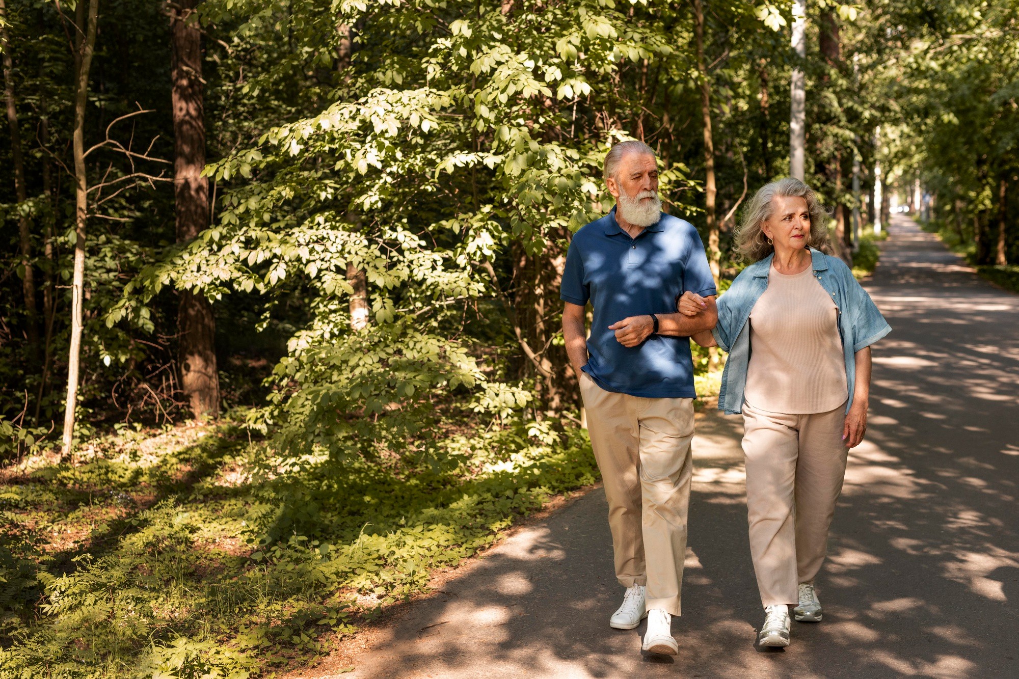 Caminhar pode prevenir a dor lombar, segundo um novo estudo