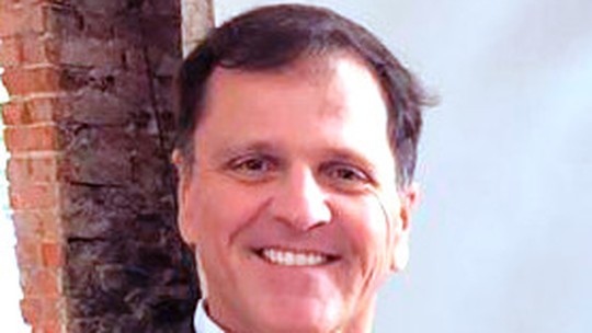 Corpo do empresário Alexandre Carvalho é sepultado no Rio 
