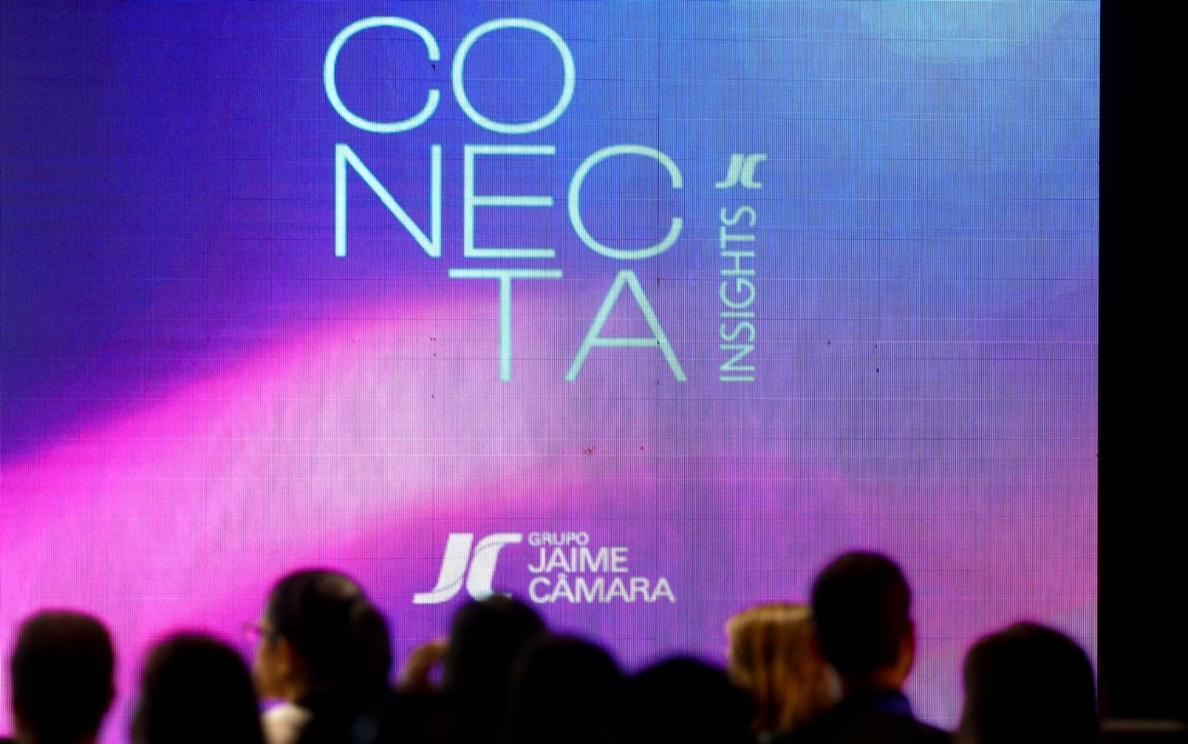 Grupo Jaime Câmara discute impacto de inteligência artificial, redes sociais e novas tecnologias em empresas de mídia