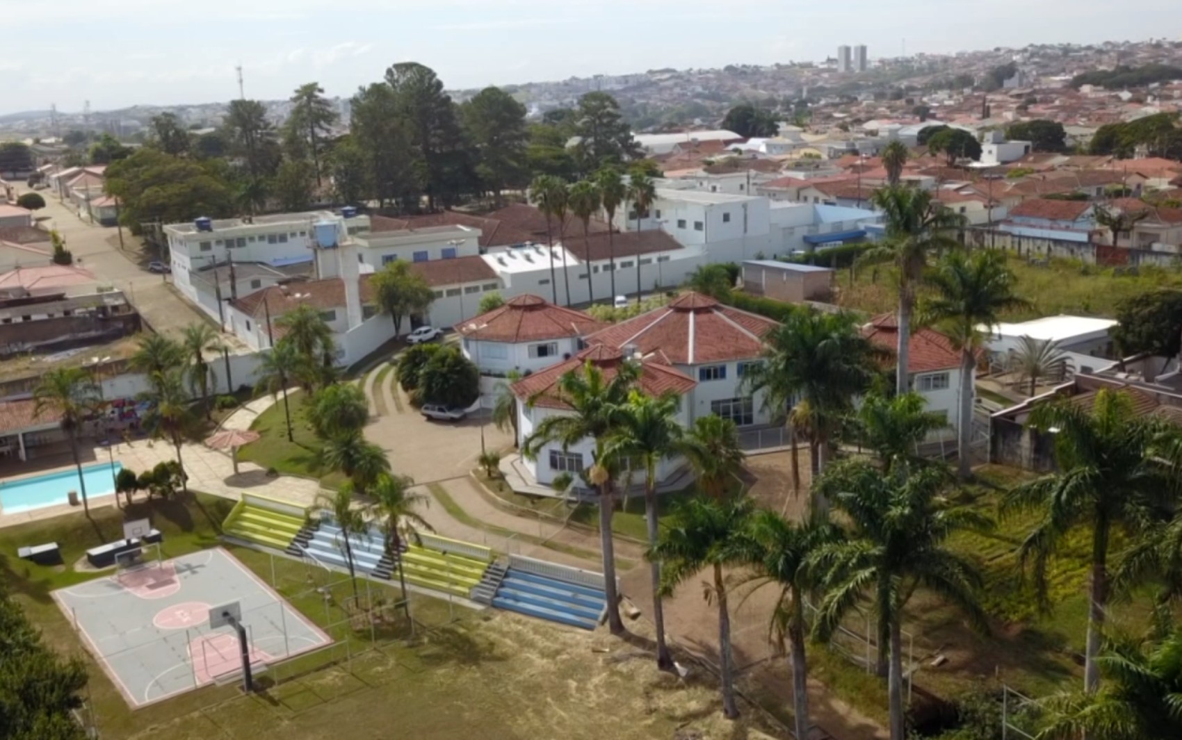 Prédio do antigo Hospital Gedor Silveira em São Sebastião do Paraíso