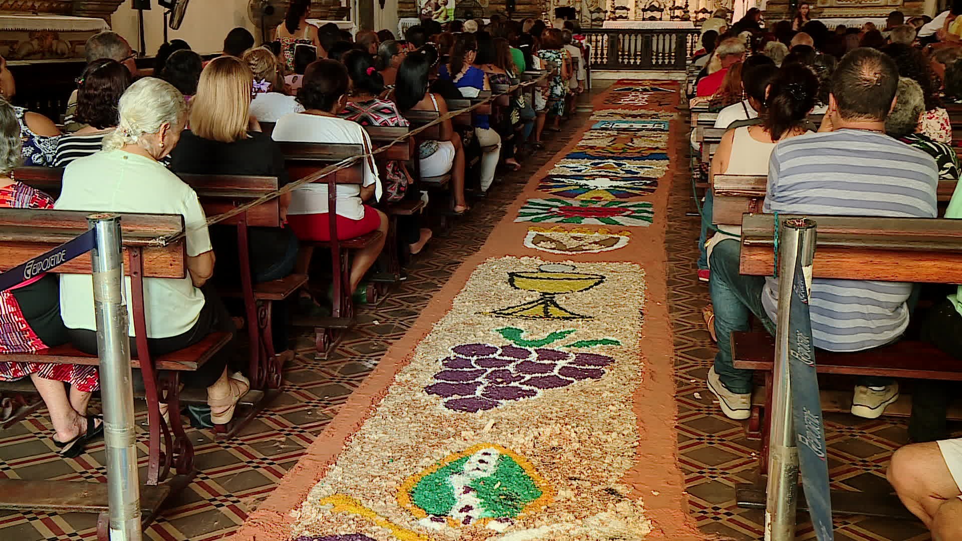 Dia de Corpus Christi: veja o que abre e o que fecha no Grande Recife