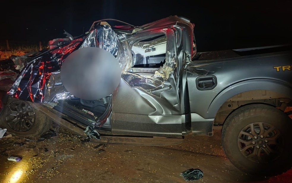 Acidente no km 405 da BR-060, em Rio Verde — Foto: Divulgação/PRF