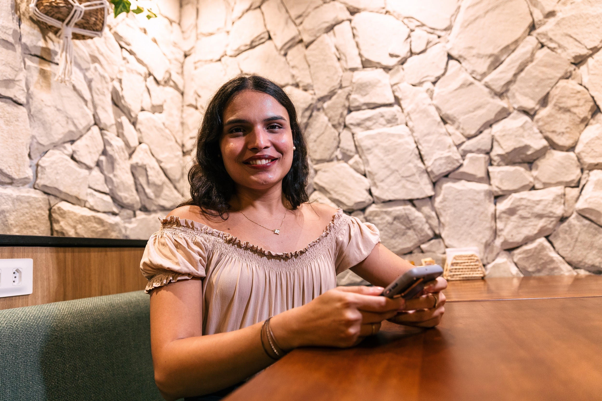 Mastectomia, feminização da voz e mais: como o direito por procedimentos na saúde impacta a vida de pessoas trans