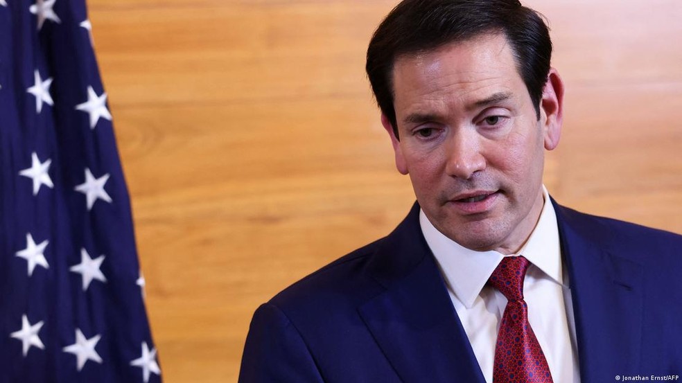 Secretário de Estado, Marco Rubio, é um dos descendentes cubanos mais proeminentes nos EUA — Foto: Jonathan Ernst/AFP