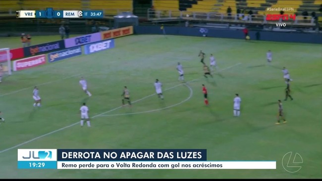 Remo perde para o Volta Redonda com gol nos acréscimos