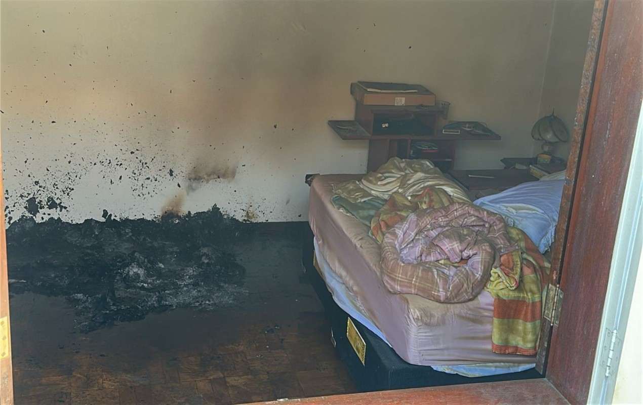 Mulher morre em incêndio causado por curto circuito dentro de casa em Tatuí