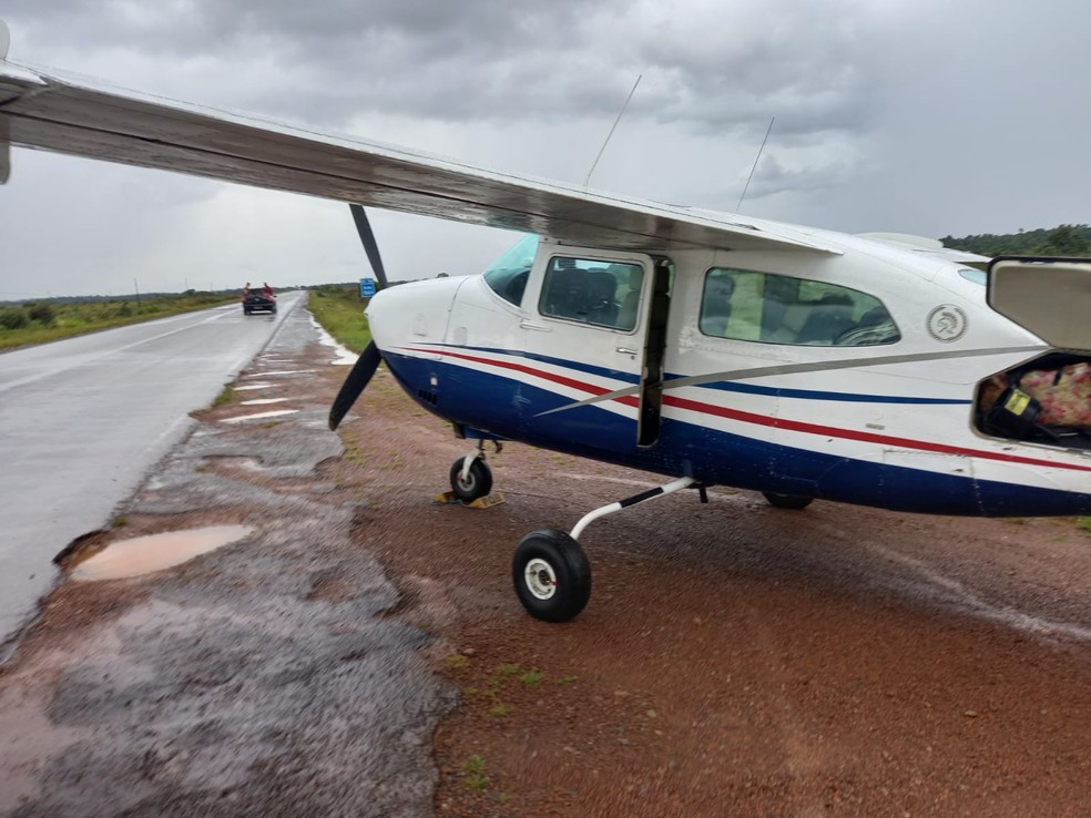 Decola para o 1º trecho da operação até o Brasil o diferente avião