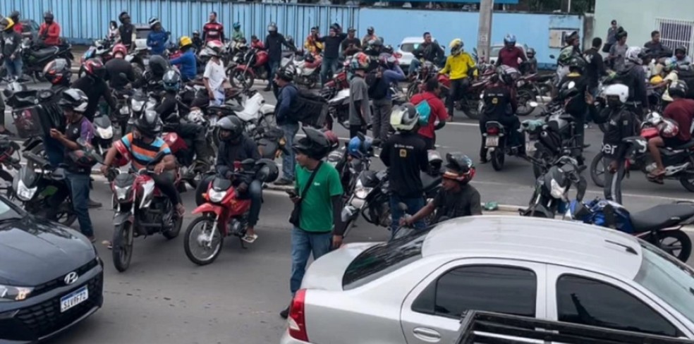 Motoristas de aplicativo fazem protesto em São Luís contra proposta que cria pacote de direitos trabalhistas — Foto: Divulgação/Leonardo Cardoso