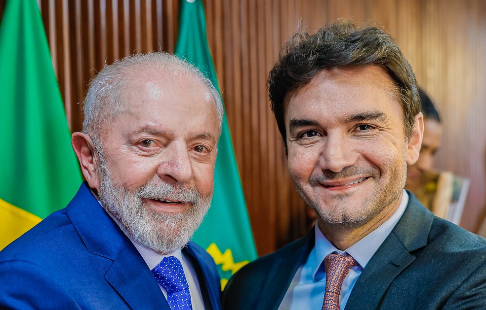 Celso Sabino e o presidente Luiz Inácio Lula da Silva durante reunião Ministerial, no Palácio do Planalto em agosto de 2024 — Foto: Ricardo Stuckert/PR