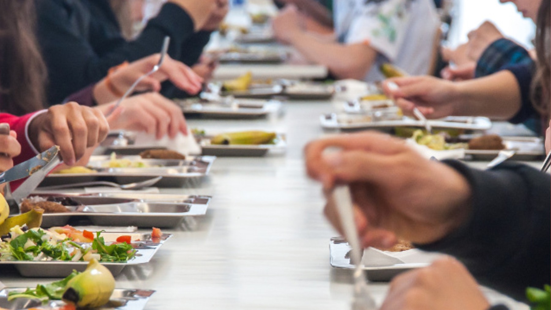 Restaurantes Universitários da UFPR interrompem atendimento em Curitiba