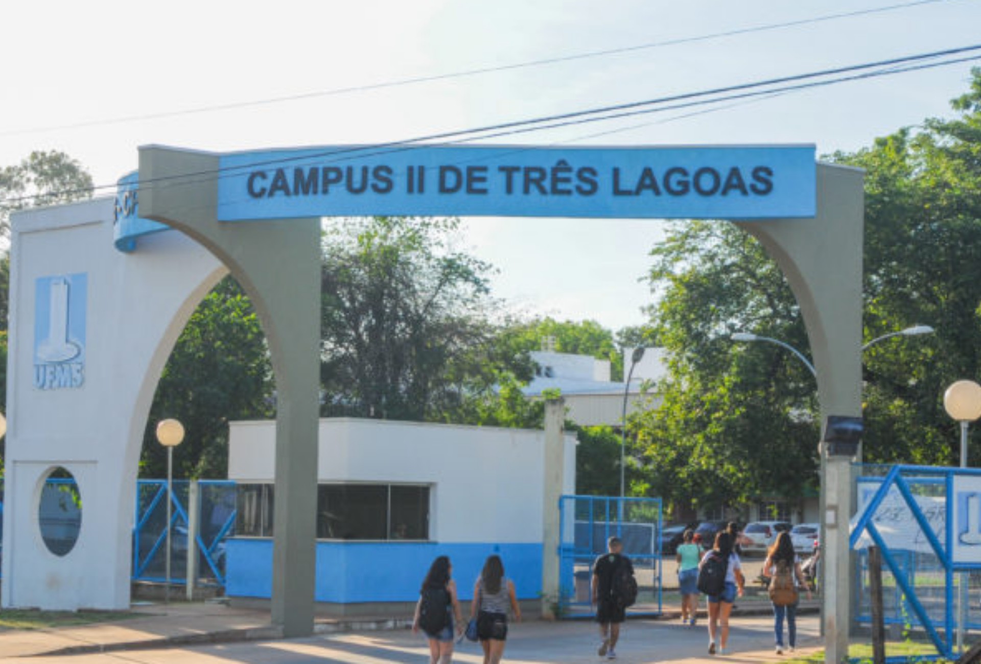 PF faz nova fase de operação e bloqueia R$ 6 milhões por suspeita de fraude em refeições da UFMS