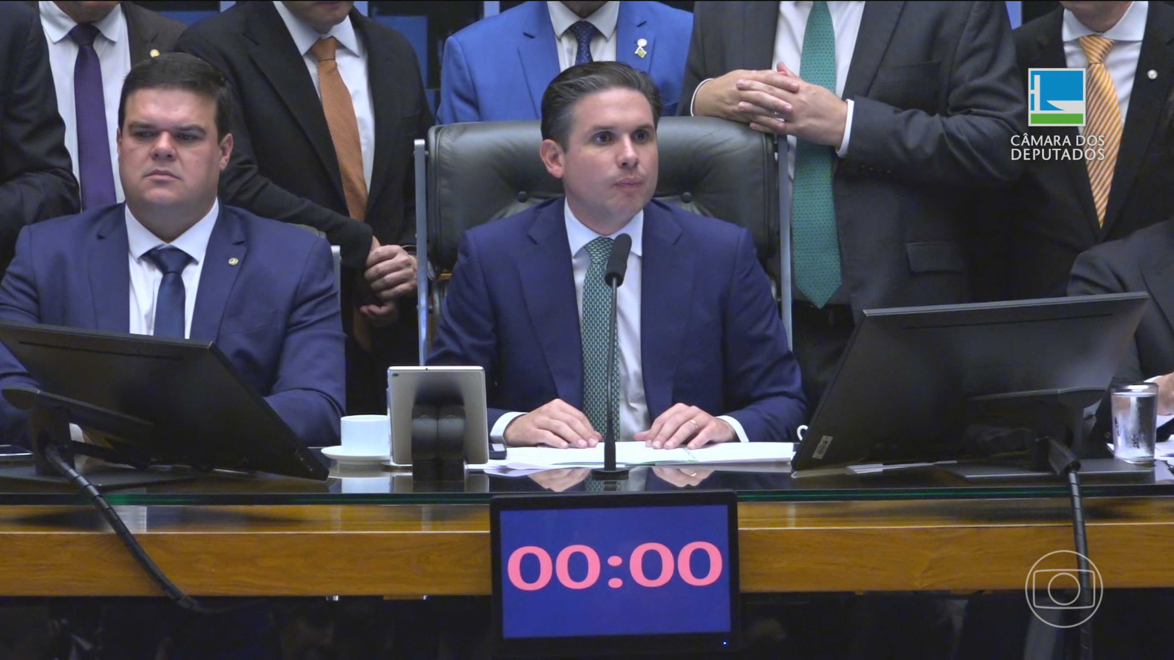 Motta diz que Glauber Braga desrespeitou a Câmara e que determinou apuração de possíveis excessos contra a imprensa