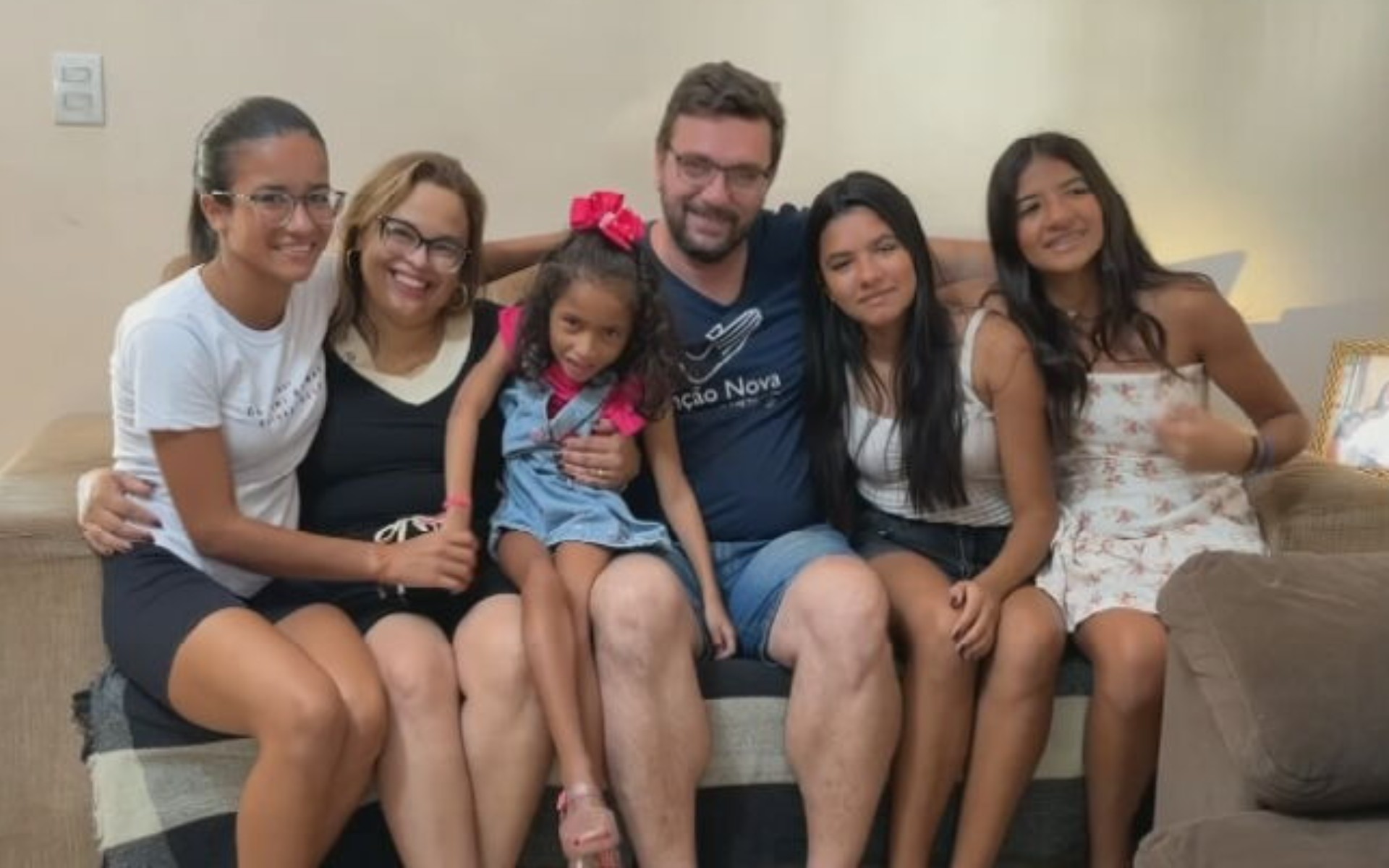 De um sonho à família cheia: casal dribla dificuldade para gravidez e adota quatro irmãs no interior de SP 