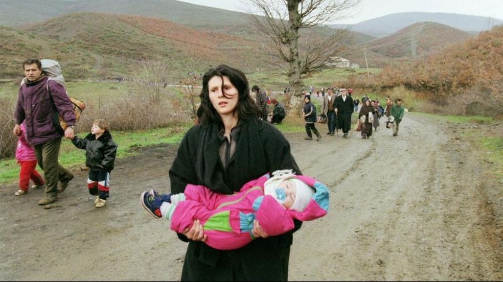 Alb&acirc;nia recebeu em 1999 refugiados que fugiam das for&ccedil;as militares s&eacute;rvias no Kosovo &mdash; Foto: Getty Images via BBC