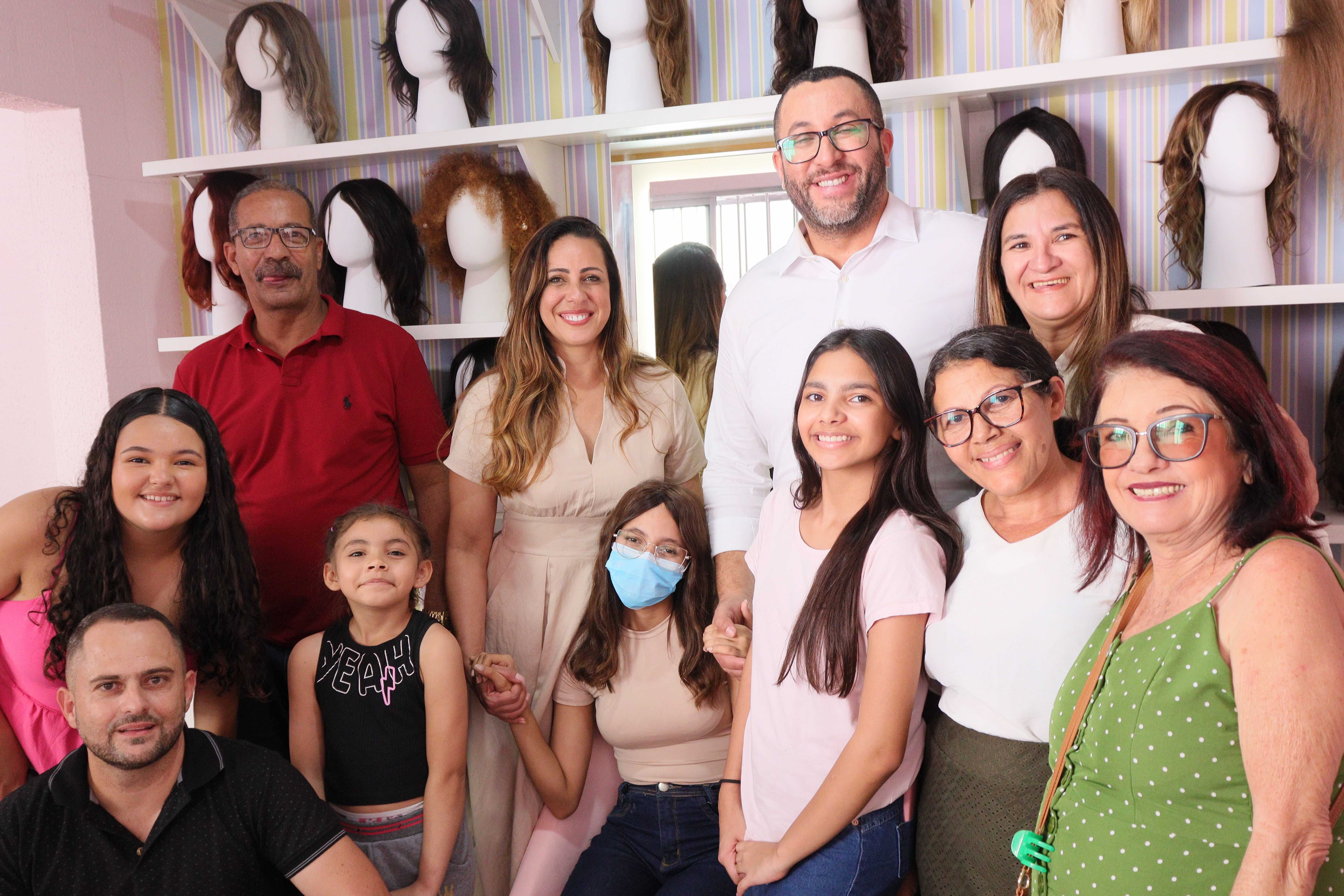 Projeto ‘Cabelo do Amor’ doa perucas a pacientes oncológicas e com doenças que causam quedas de cabelo em Poá