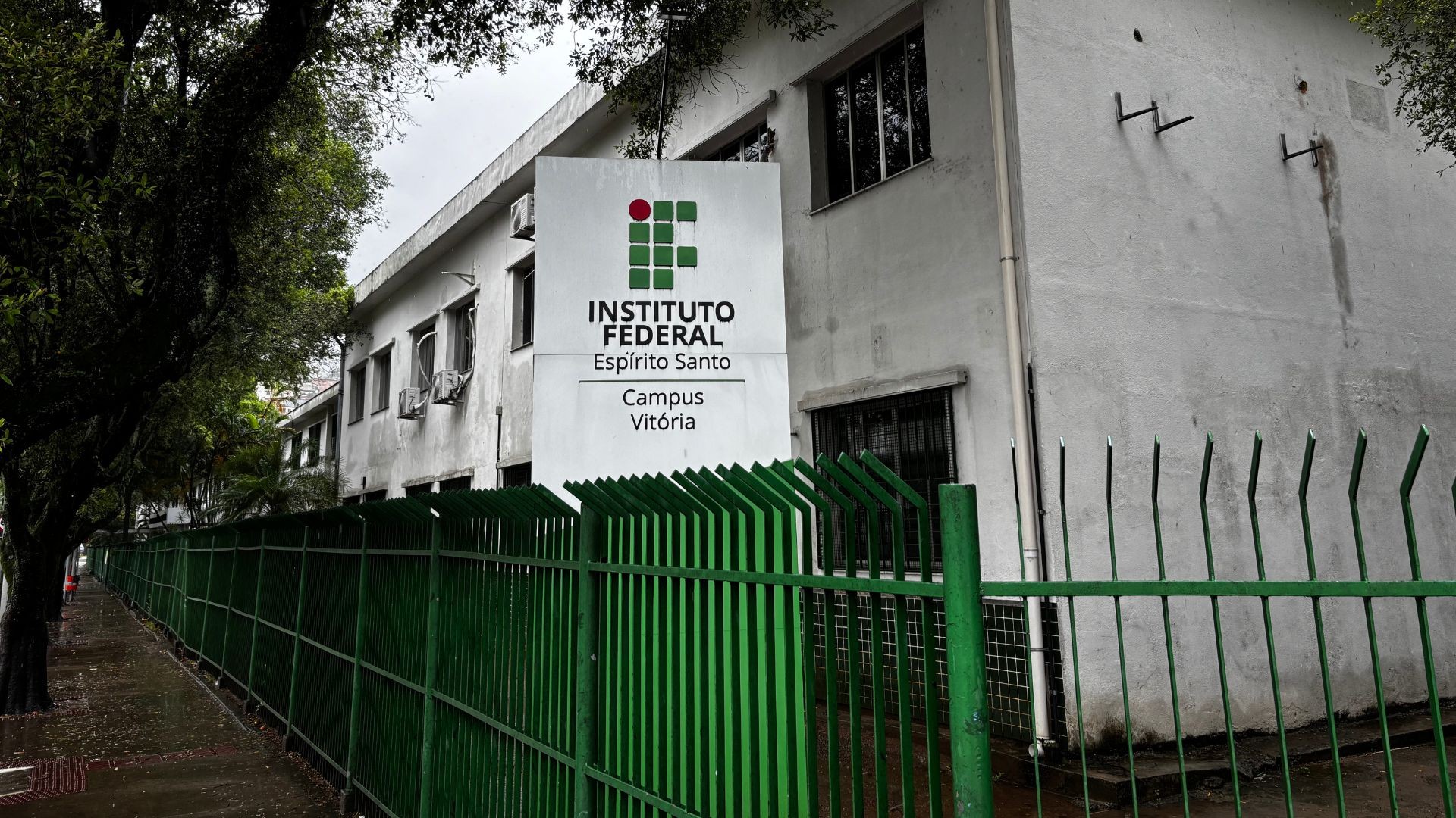 Ifes abre inscrições para mais de 4,4 mil vagas em cursos técnicos de graça; veja como participar